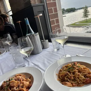 Ragú &amp; Lobster Truffle Pasta