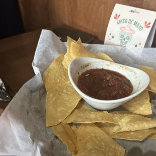 Already attacked chips and salsa, very good and fresh