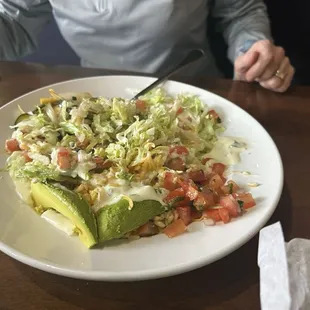 Veggie salad with avacado