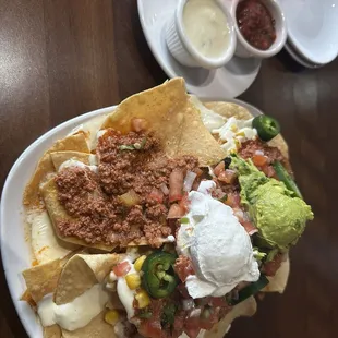 This is the 1/2 order of nachos. Easily enough for a meal for 2-3 people, app for 4-5...