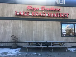 Rego Brothers Lake Road Market