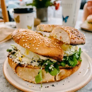 Egg sandwich