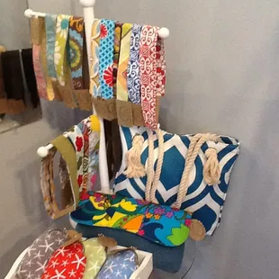 Vintage clutch bags, modern totes and hair accessories handmade by Sheri Rodrigues .