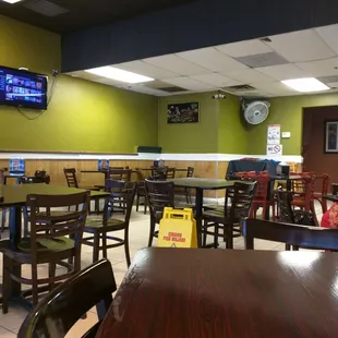 I visited well after lunch, so it was not crowded