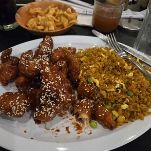 Honey sesame chicken dinner combo