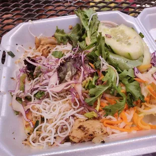 Lemongrass chicken vermicelli