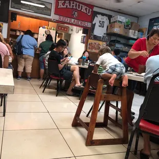 People ordering and picking up food