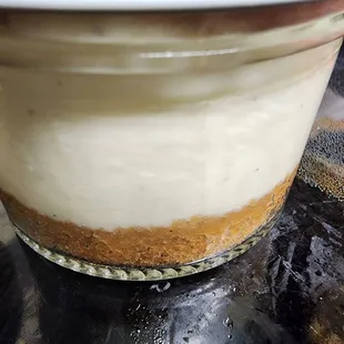 Banana cream cheesecake
