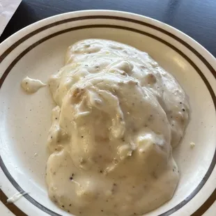 Biscuit and gravy