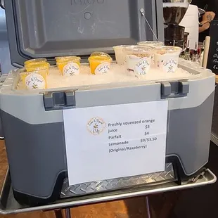 Cooler by the Counter (Menu 6/7)