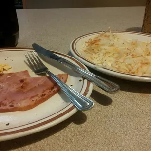 Big breakfast, takes 2 plates!
