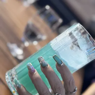 Matches the nails lol