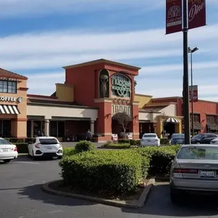 Lake Crest Village - The Nugget