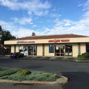 Lake Crest Village - Jimboy's Tacos