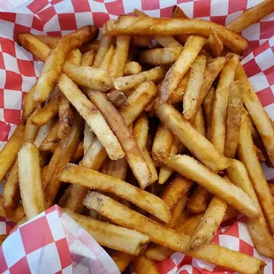 Side order of fries.