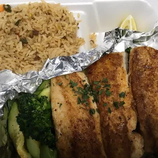 Grilled Mahi Mahi, steamed veggies and dirty rice