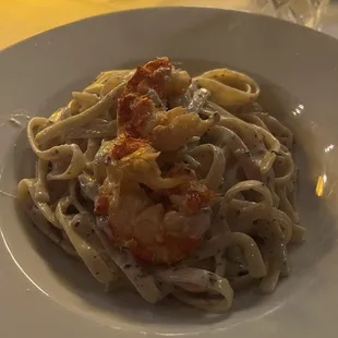Parmesan Wheel Fettuccine