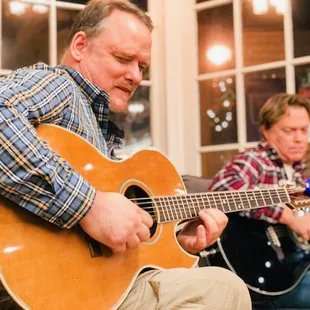 Sometimes musicians just drop in and play the house instruments.