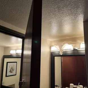 Both bathroom and entry light on the same switch, no night light in. The bathroom,