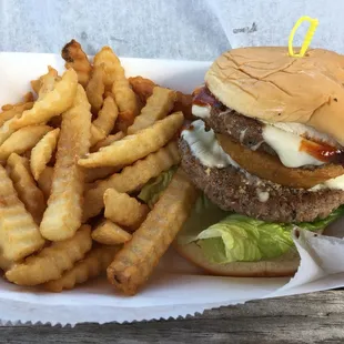 Bourbon burger and its side of fries ...