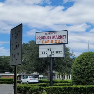 sign for lake shore produce market