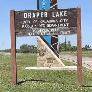 Main sign
