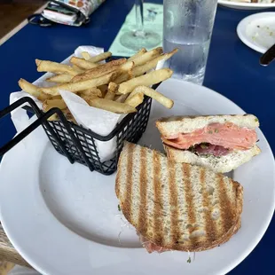 Smoked Salmon Sandwich