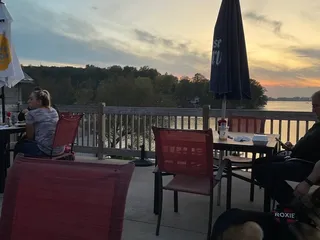 Sinissippi Lake Pub