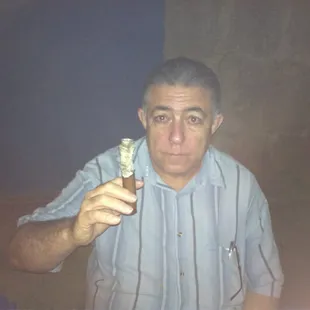 Gavito cigars Master Blender, Ganzalo, in Nicaragua enjoying a Gavito cigar!