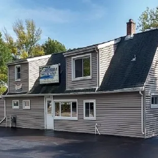 Lake house bar&amp; grill Wisconsin