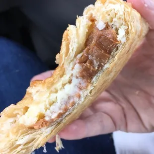 dulce de leche pastelito