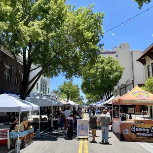There are plenty of food options and vendors at the Saturday Farmer's Market in Lakeland, FL.