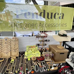 Penduca accessories