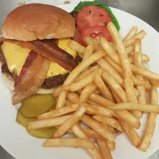 1/3lb bacon cheeseburger with fries. This was amazing!