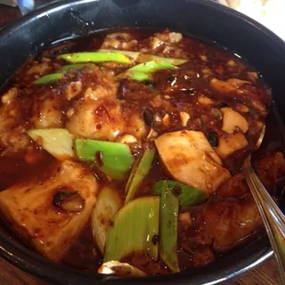 Fish Fillet with Soft Tofu in Pungent and Spicy Sauce