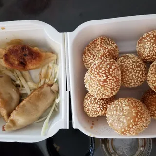 Sesame Balls