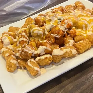 Buffalo chicken tots