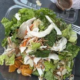 Wtf gave me Chinese chicken salad with only these 3 pieces of mandarin