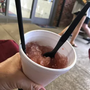 Vodka Sippie - it's like an alcoholic snowball!