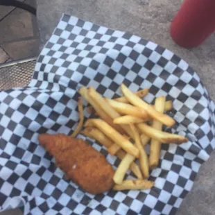 Kids chicken tenders