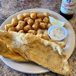 Pike perch with tater tots