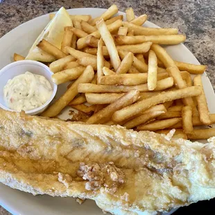 Pike perch with fries