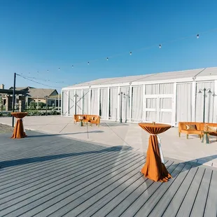 outdoor seating area