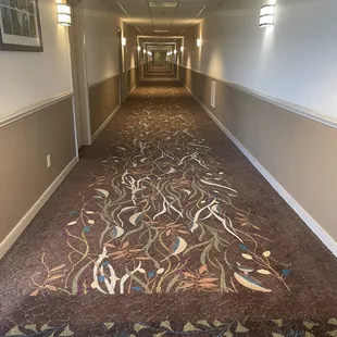 Ugly and stinky hallway