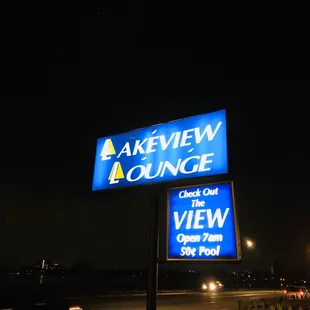 Lakeview Lounge