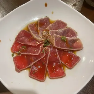 Seared Tuna Tataki