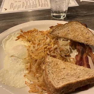 2 eggs over medium