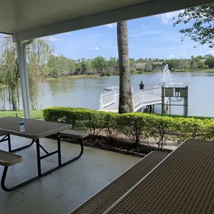 Patio seating with fountain