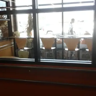 The dining area at Lakewinds