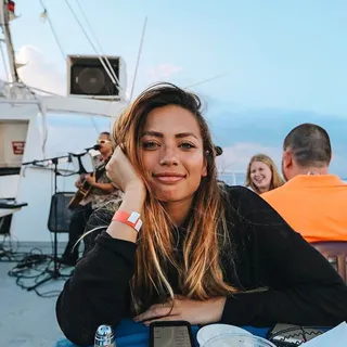 Kaylyn W.
